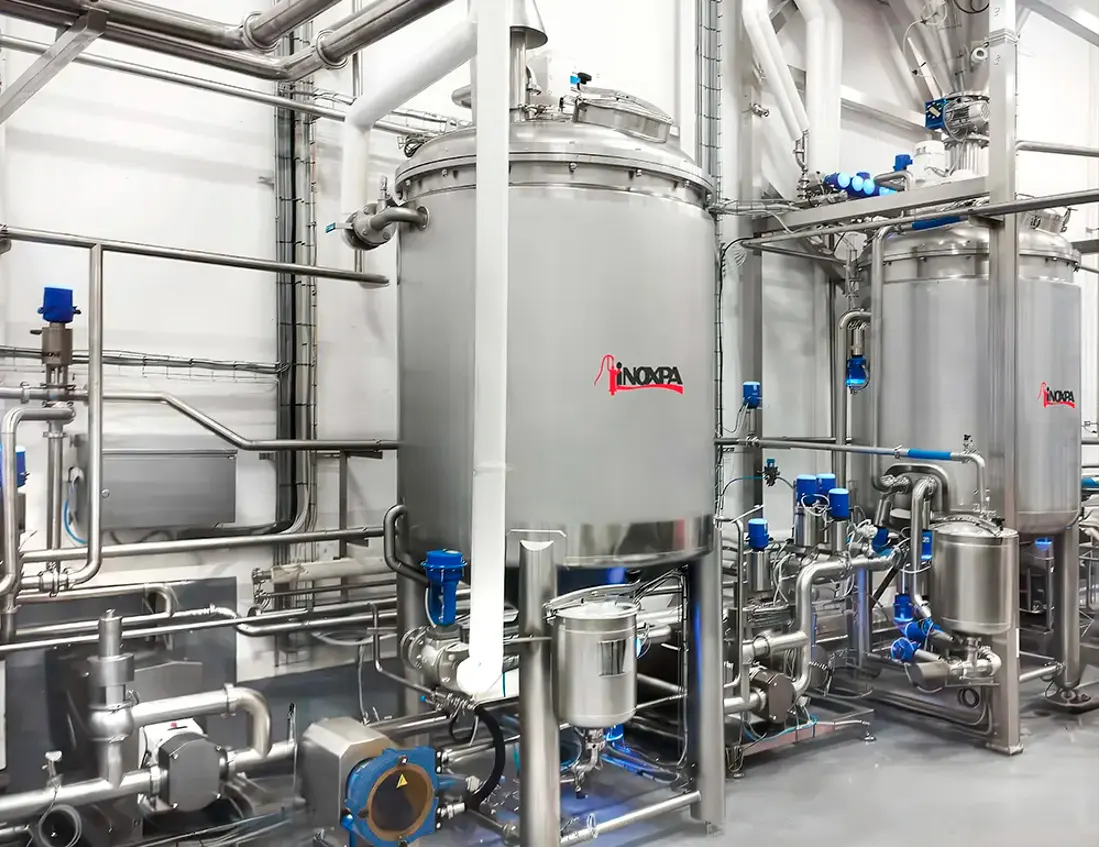 إنتاج-مواد-التغطية-والشراب-للآيس-كريم